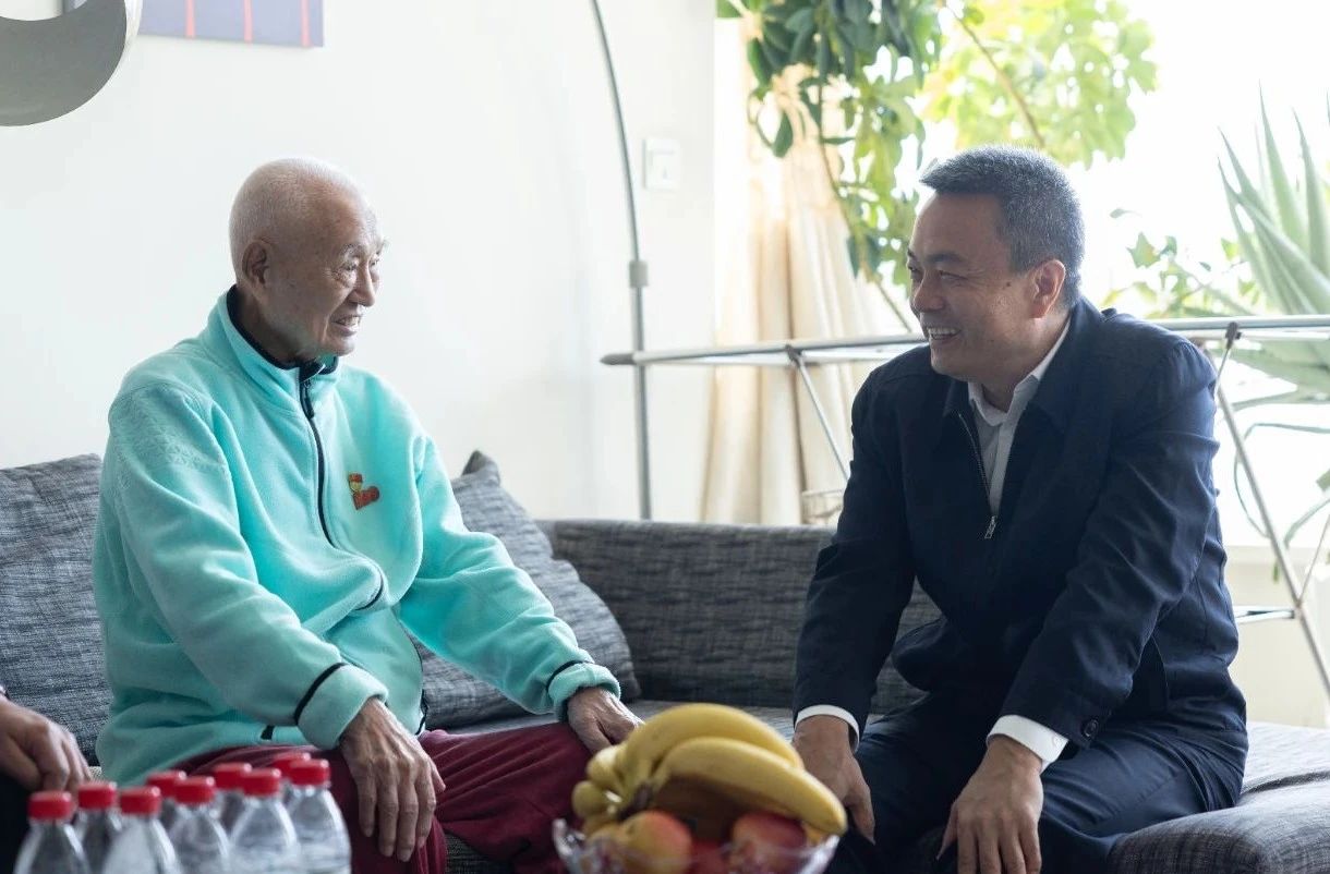 22BBF98EC7BD7D0F0E9BCE68676_E31602BA_1CFC1.jpg?e= 22BBF98EC7BD7D0F0E9BCE68676_E31602BA_1CFC1.jpg?e=