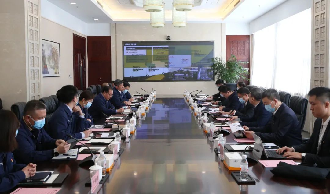 6D02D9D707F34DD38E2BDD0B44B_F632A51D_18565.jpg?e= 6D02D9D707F34DD38E2BDD0B44B_F632A51D_18565.jpg?e=