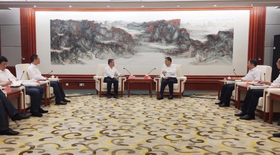 1578F6A3382271FBFD47FA44114_C3B80003_19BD7.jpg?e= 1578F6A3382271FBFD47FA44114_C3B80003_19BD7.jpg?e=