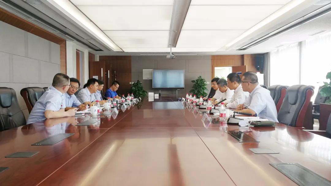 906322818172011A6BFBBE55460_5770C9BE_12280.jpg?e= 906322818172011A6BFBBE55460_5770C9BE_12280.jpg?e=