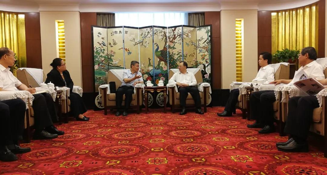 FFE1BFD18ED2826129113412DE0_B82C067B_1AF08.jpg?e= FFE1BFD18ED2826129113412DE0_B82C067B_1AF08.jpg?e=