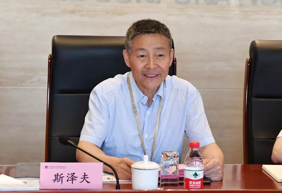 A6BF55321088BDAD9B86E7DCEE8_38DB068C_12100.jpg?e= A6BF55321088BDAD9B86E7DCEE8_38DB068C_12100.jpg?e=