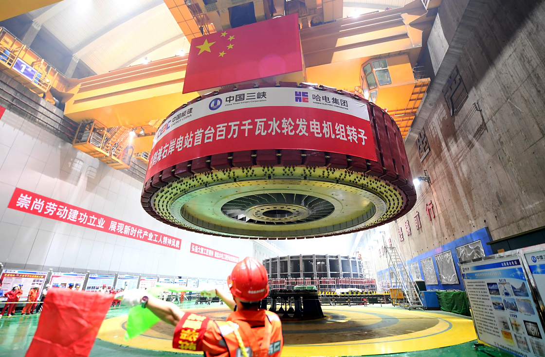 BC9EA52B34ACFF2E8AE4F1B5015_AE23133B_195F6B.png?e= J9.COM·(中国集团)官方网站