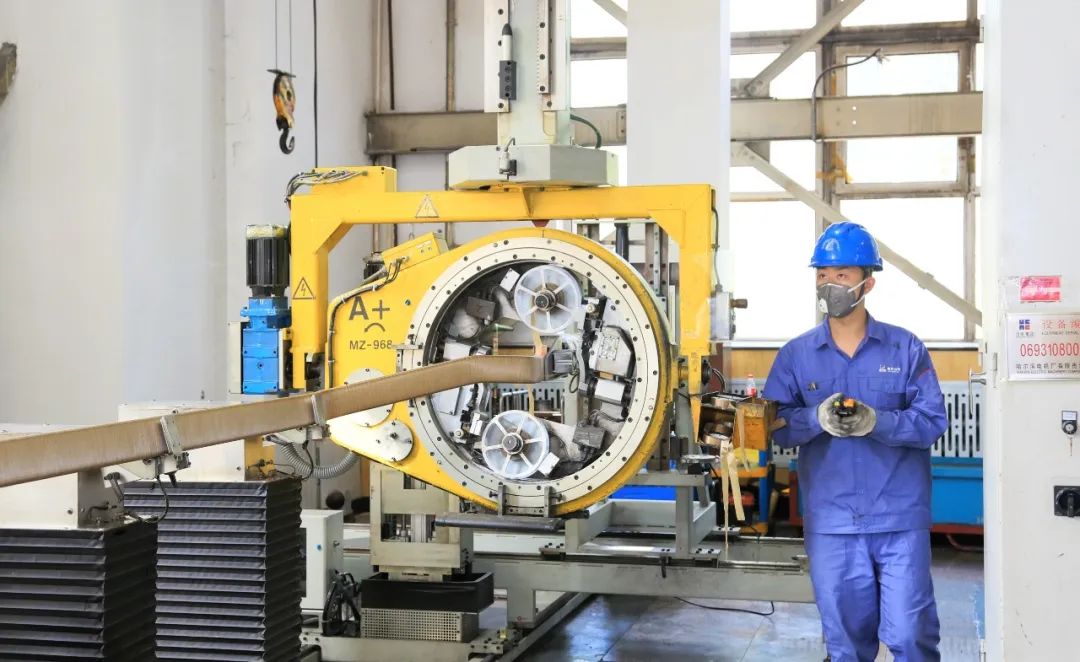 J9.COM��(�й�����)�ٷ���վ