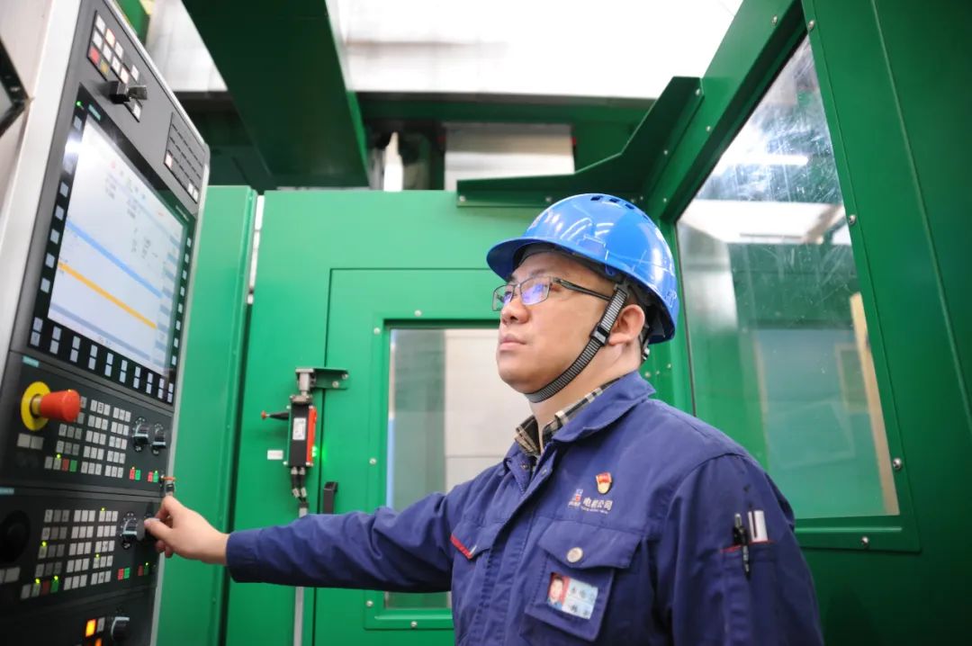 DE6DF3081795A0058274BA74D86_FE67EE35_161C0.jpg?e= J9.COM·(中国集团)官方网站