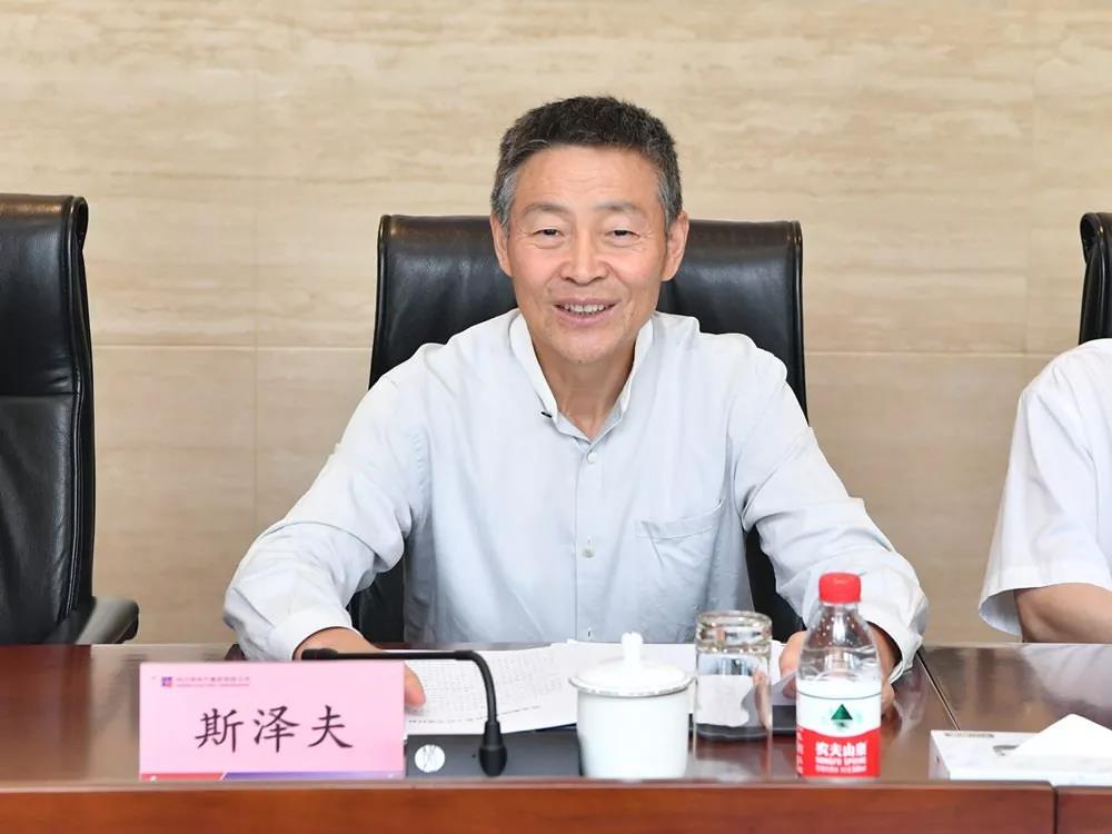 84E41FD821FCBFF9B3281C88C3D_6728551E_FF44.jpg?e= 84E41FD821FCBFF9B3281C88C3D_6728551E_FF44.jpg?e=